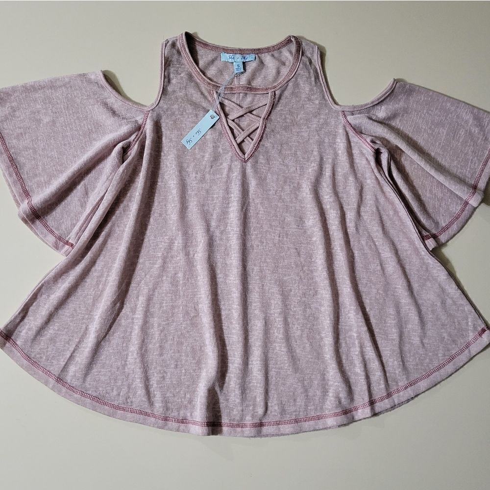 She and Sky Women's Blush Cold Shoulder Swing Top